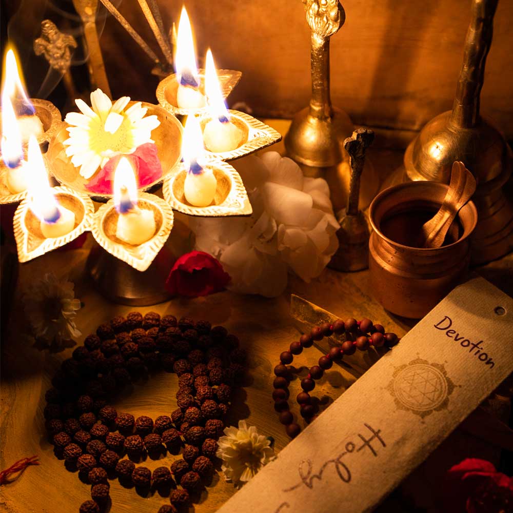 Holy Smoke Incense - Devotion Packet